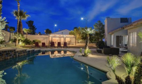 Las Vegas Lucky Vacation Home - Entire Home, Pool, 15mins from Strip and more!